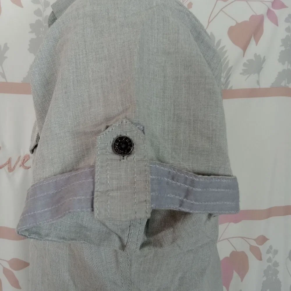 Free Planet button down‎ shirt Size Small